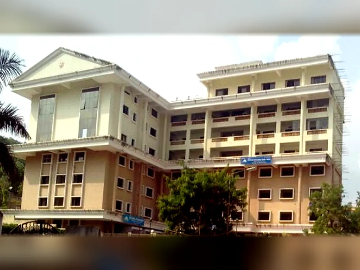 MIT School of Management (MITSOM)